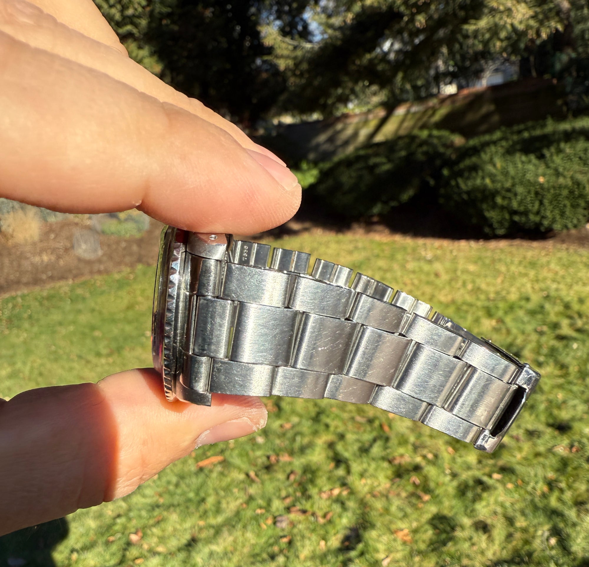 1972 1675 MK1 Fuchsia GMT