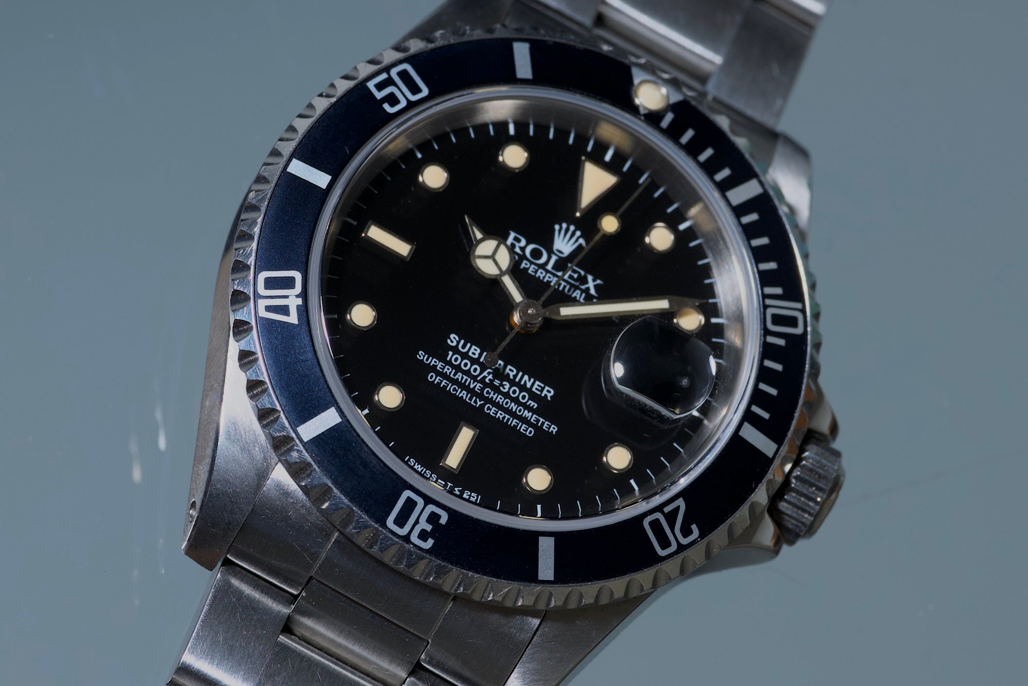 1990 16610 Submariner Date - Stunning full set