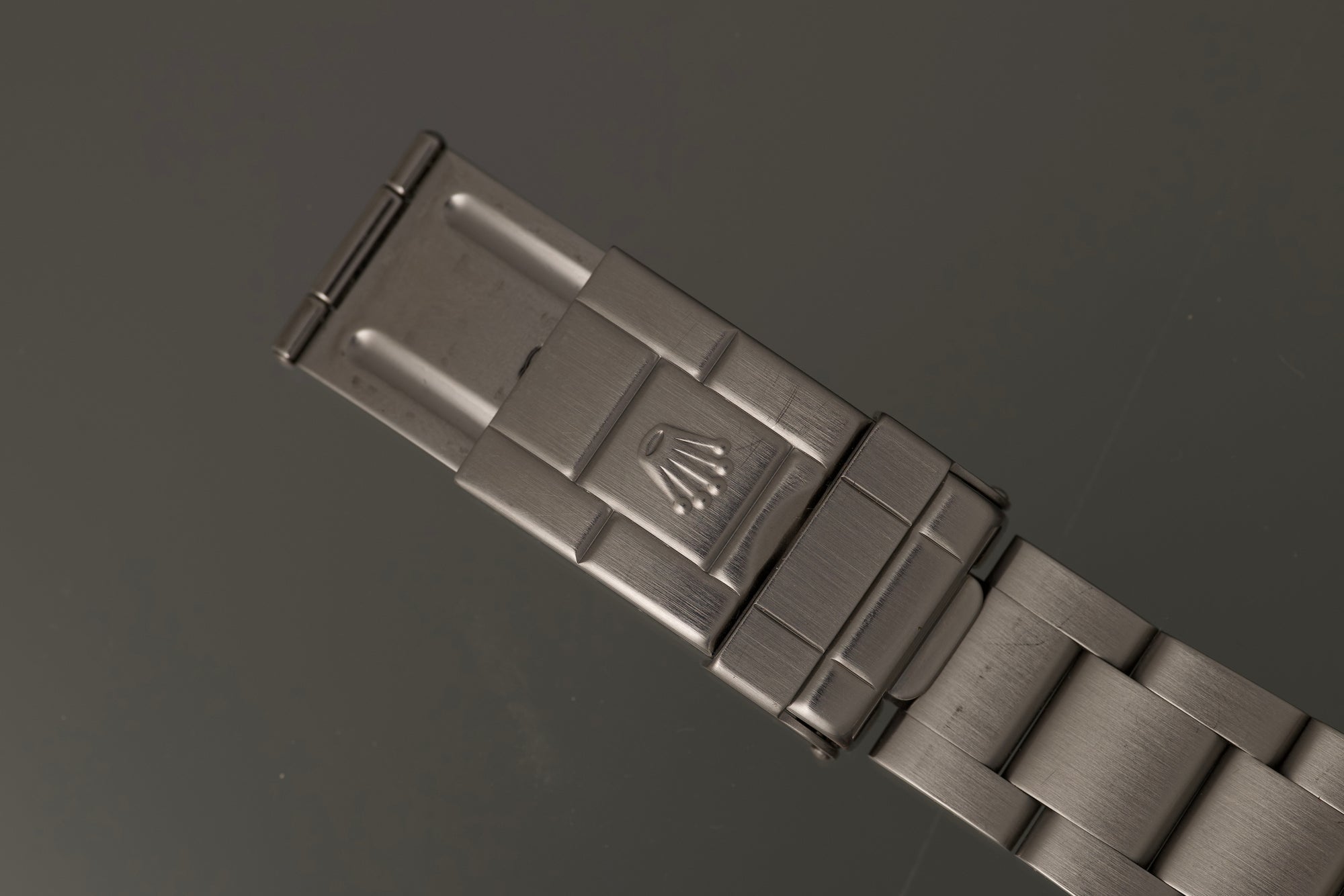 Polar Explorer 16570 from 1997 super sharp case