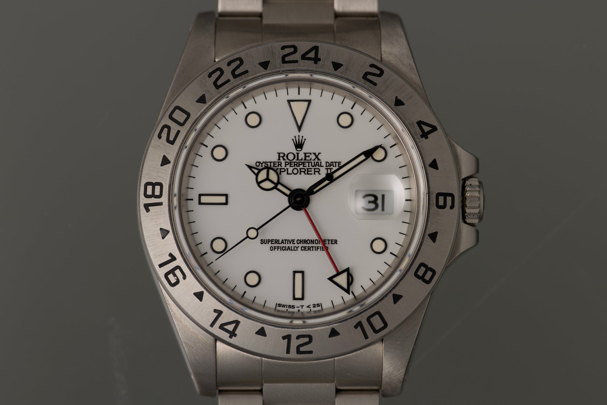 Polar 16570 with light cream patina and a sharp case