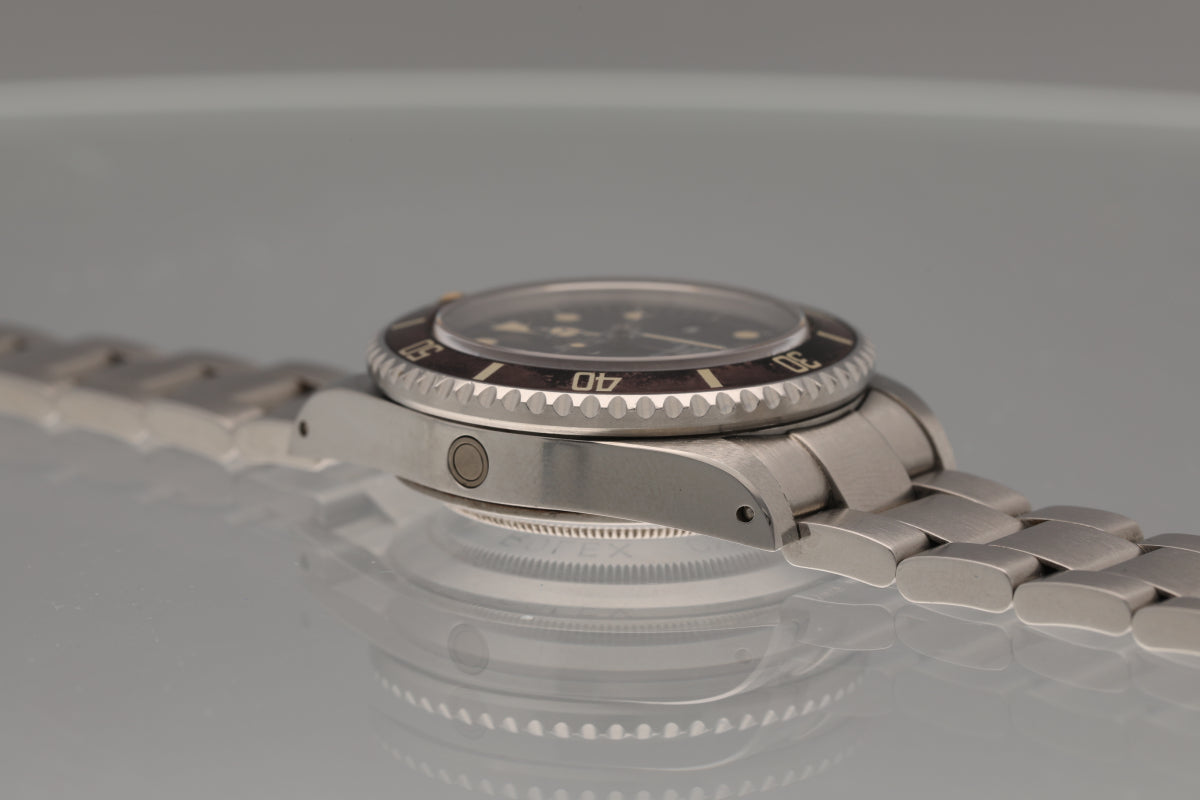 Matte Dial 16660 from the 80s with box and papers - superb !