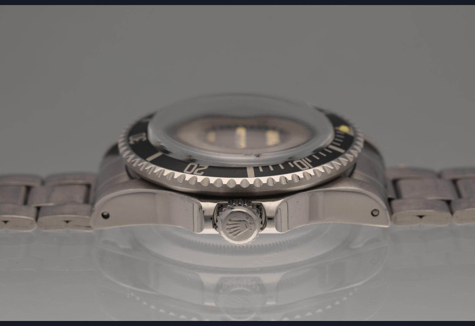 Double Red Sea Dweller 1976 Box and Papers