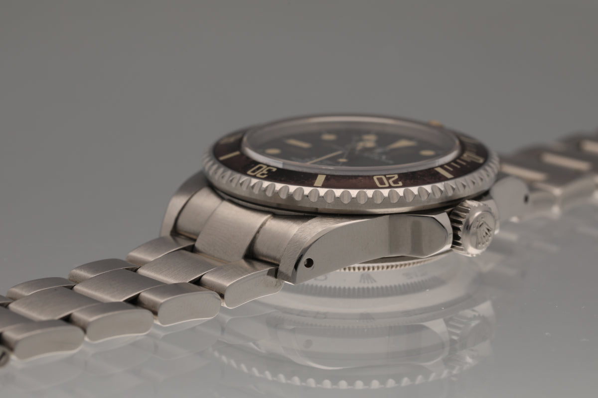 Matte Dial 16660 from the 80s with box and papers - superb !