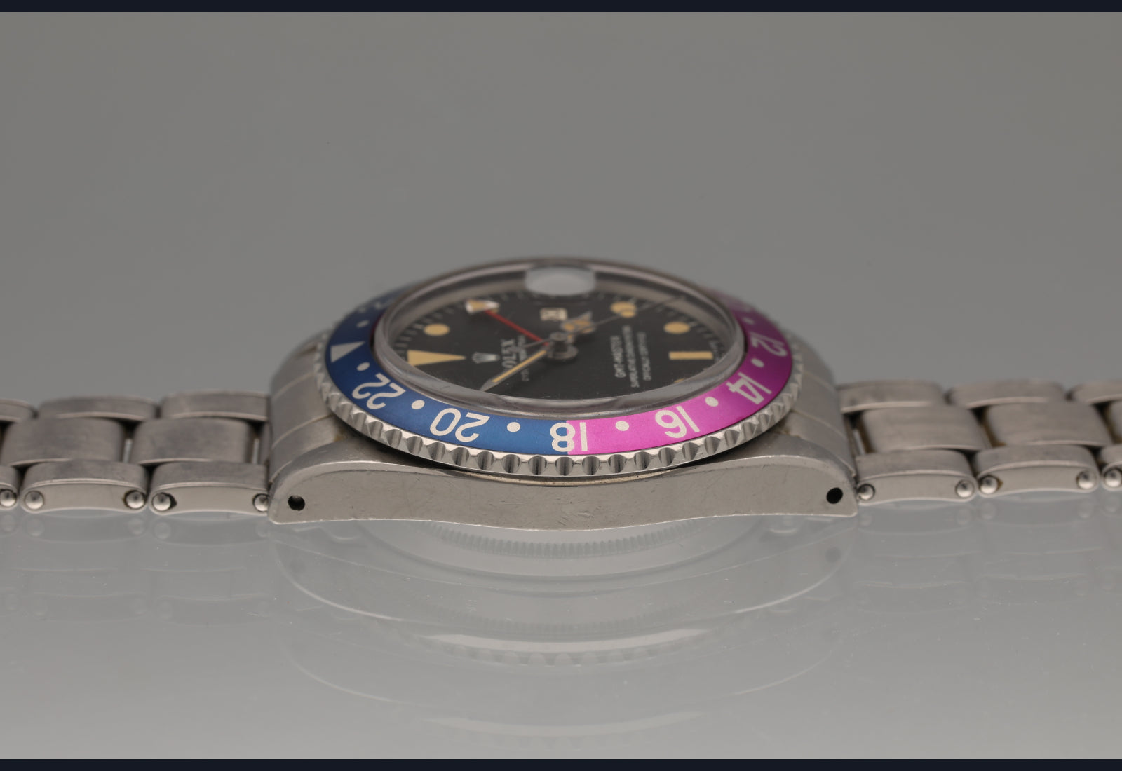 1675 MK1 Dial with Super Fuchsia Insert Box and Paers