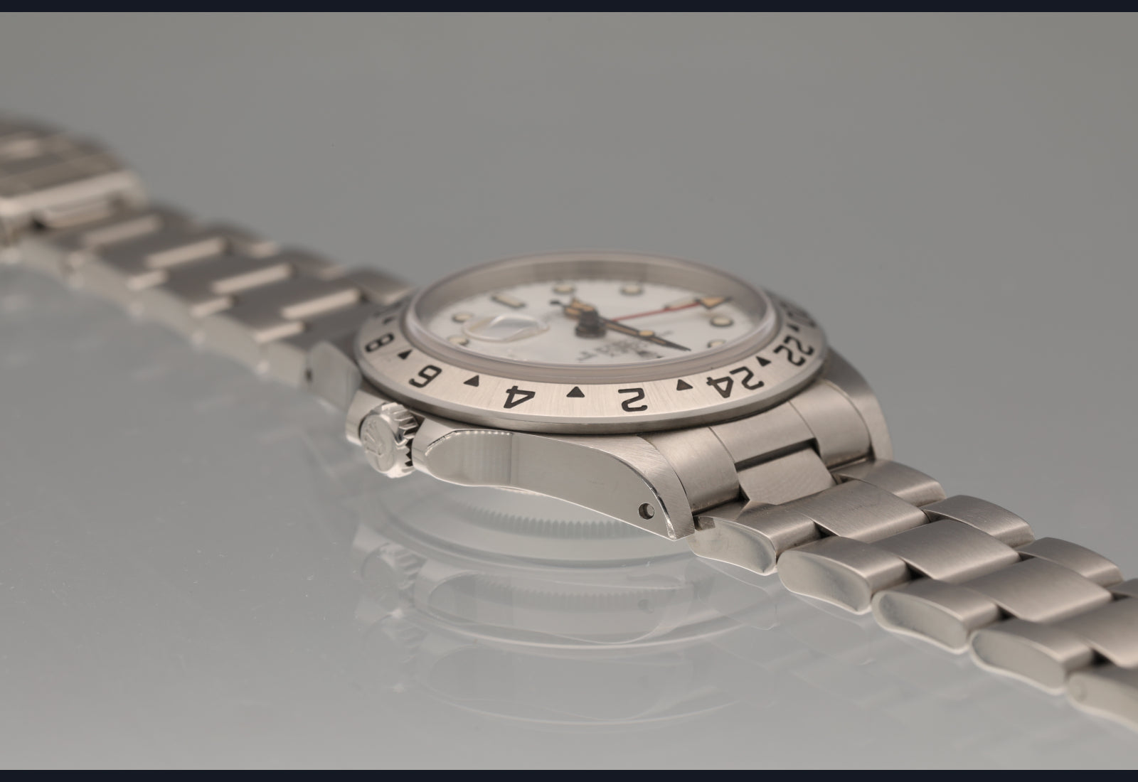 Polar Explorer 16570 from 1997 super sharp case