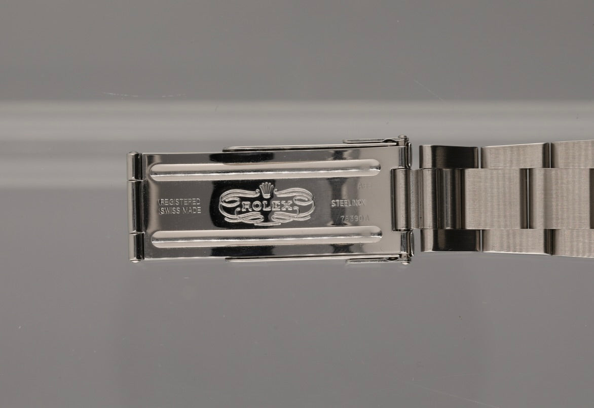 Nos 16520 - P Serial the rarest and last Zenith from 2000