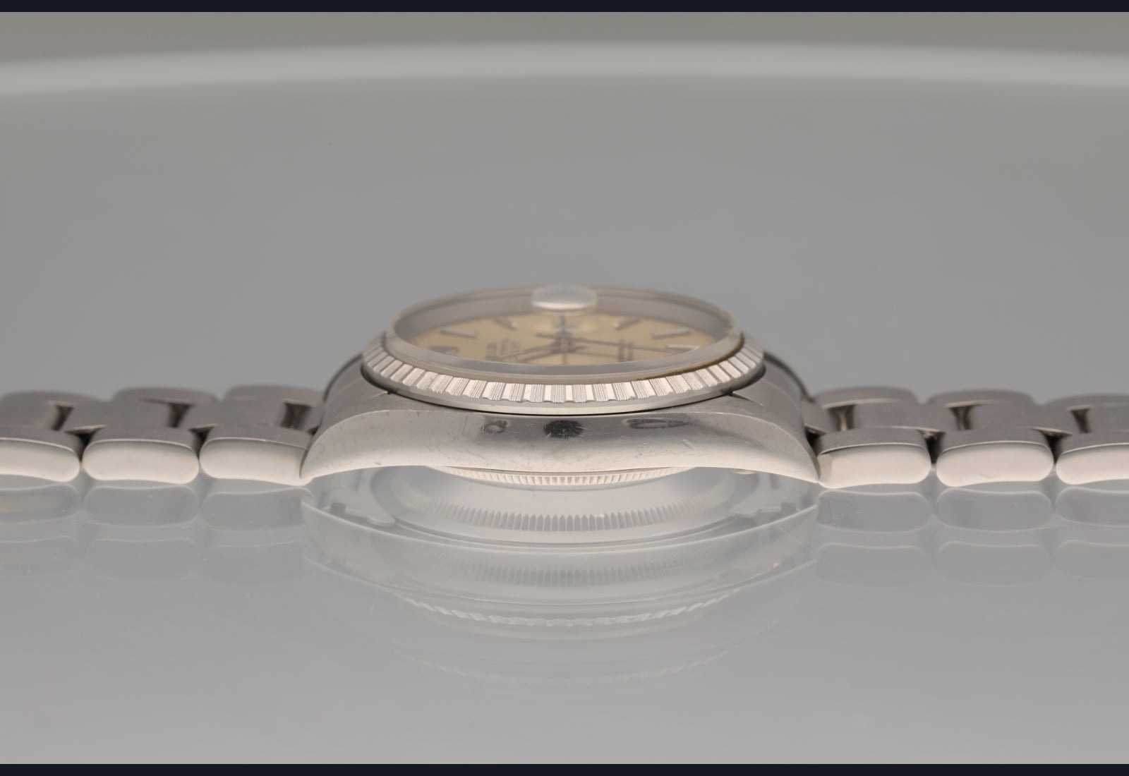 Rolex Datejust 16220 Tropical Cream Tapestry Dial complete set.