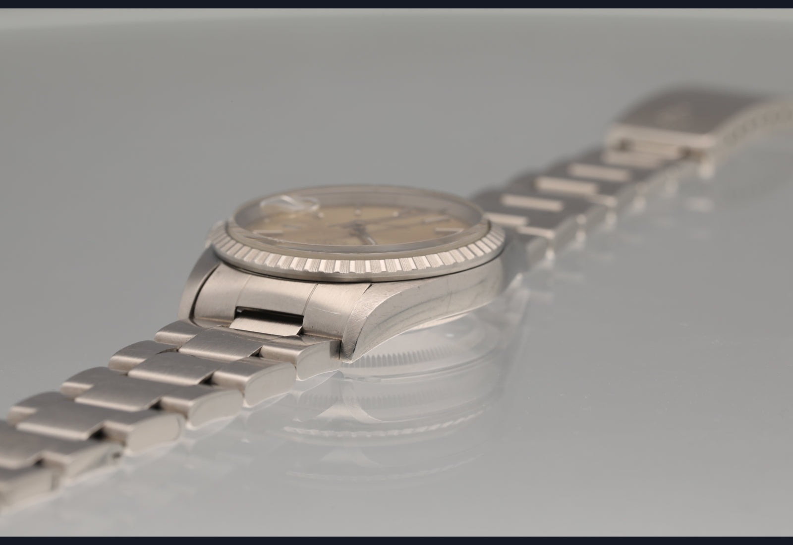 Rolex Datejust 16220 Tropical Cream Tapestry Dial complete set.