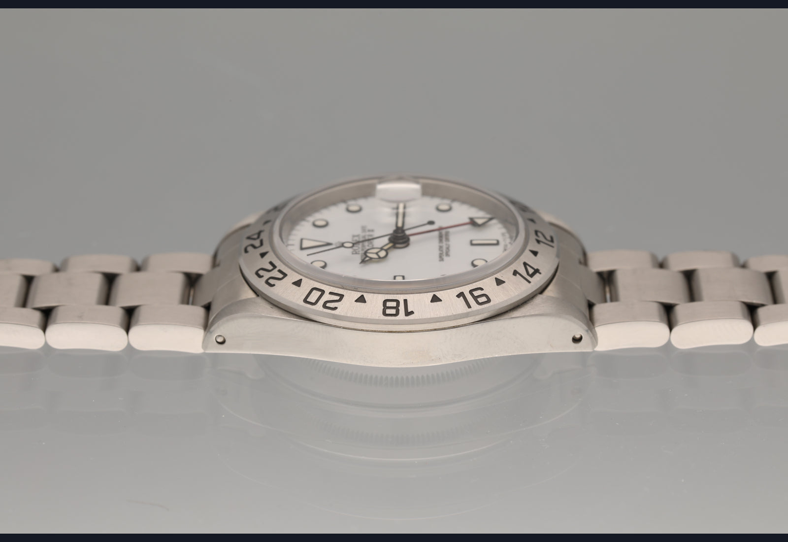 1995 16570 Explorer - perfect dial and all around amazing example