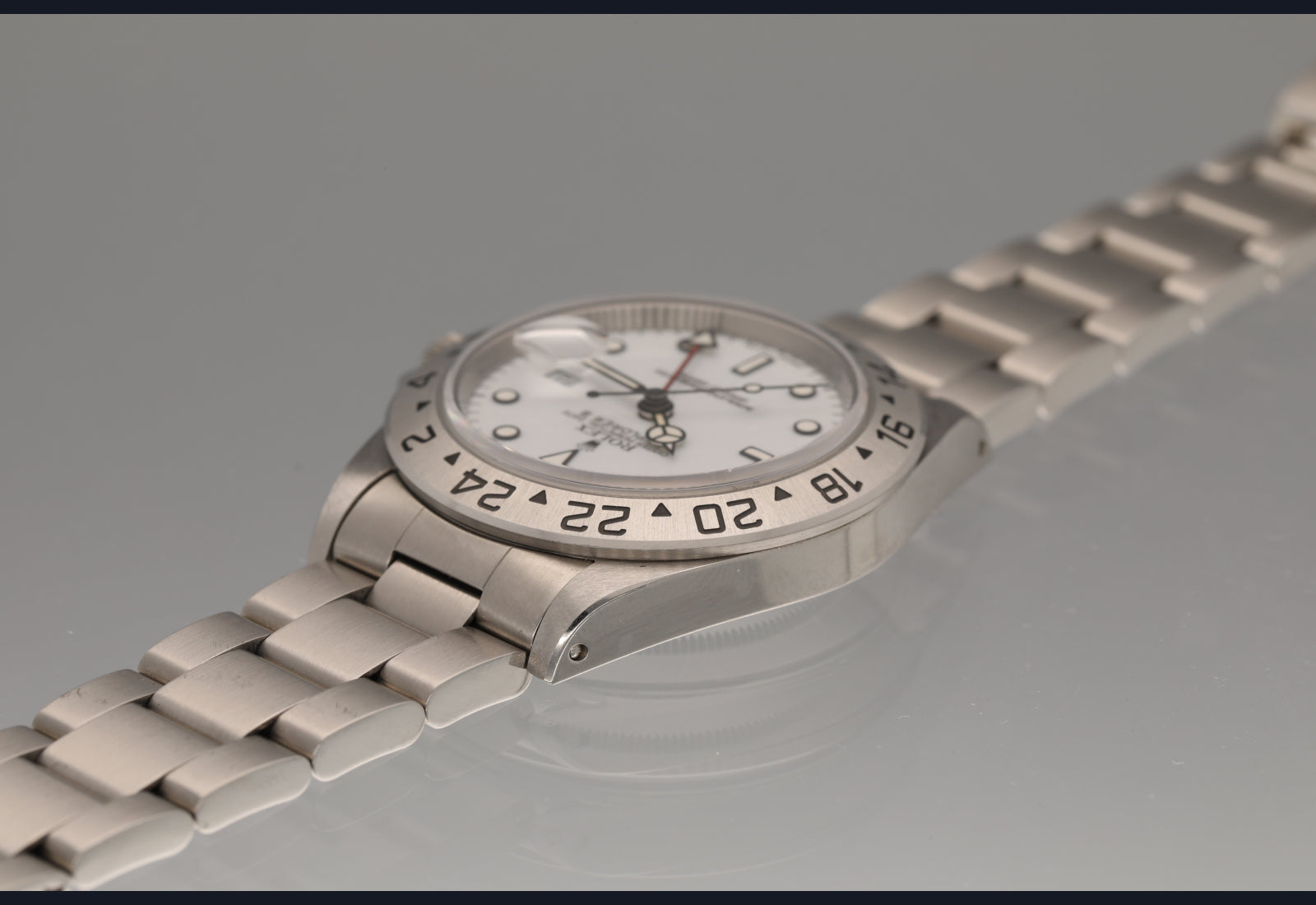 1995 16570 Explorer - perfect dial and all around amazing example