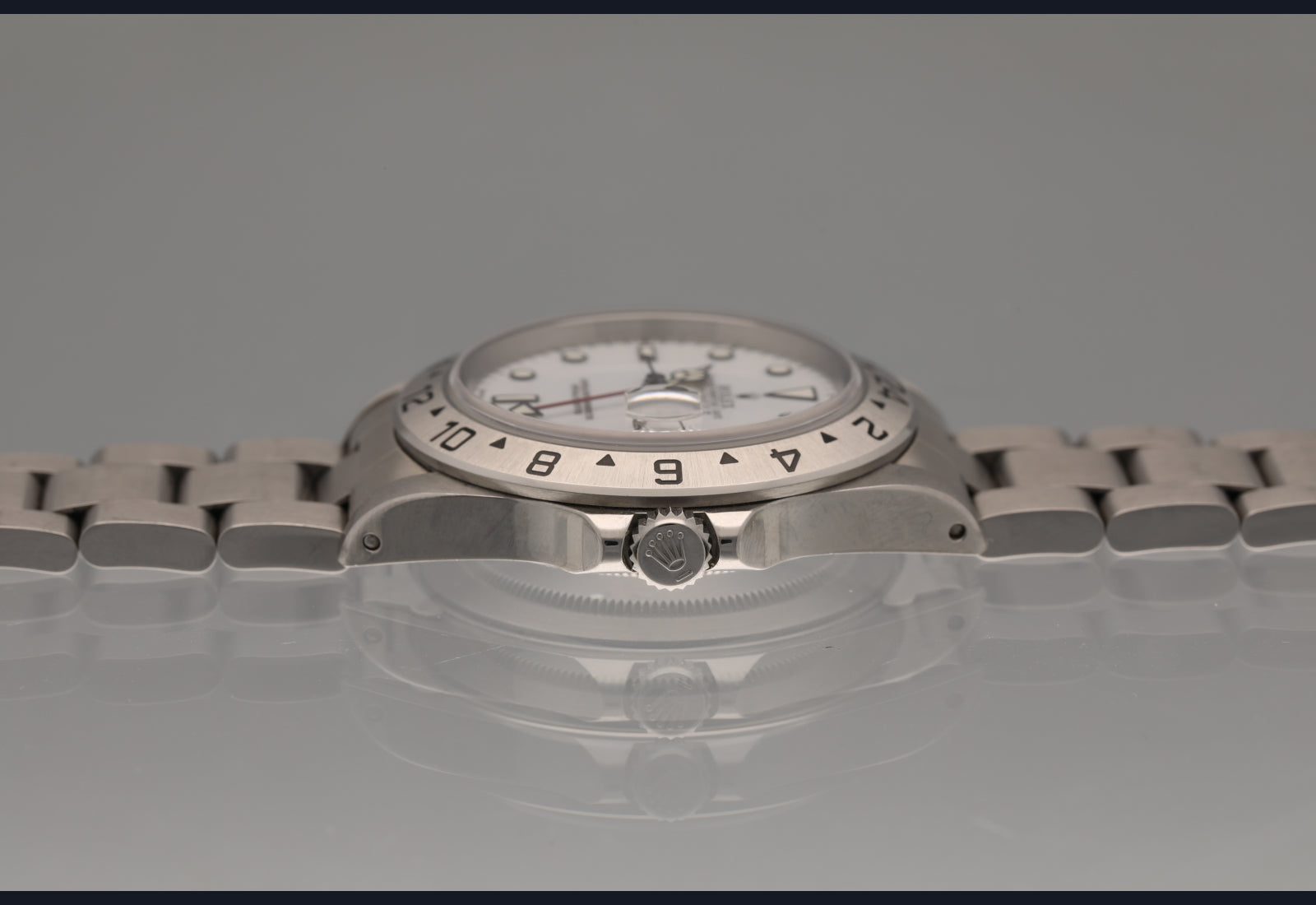 1995 16570 Explorer - perfect dial and all around amazing example