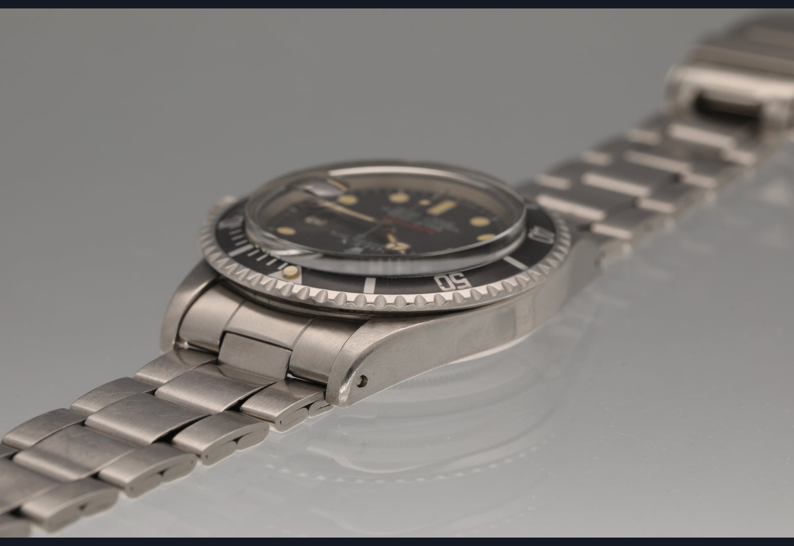 1972 Amazing Red Sub with box and papers