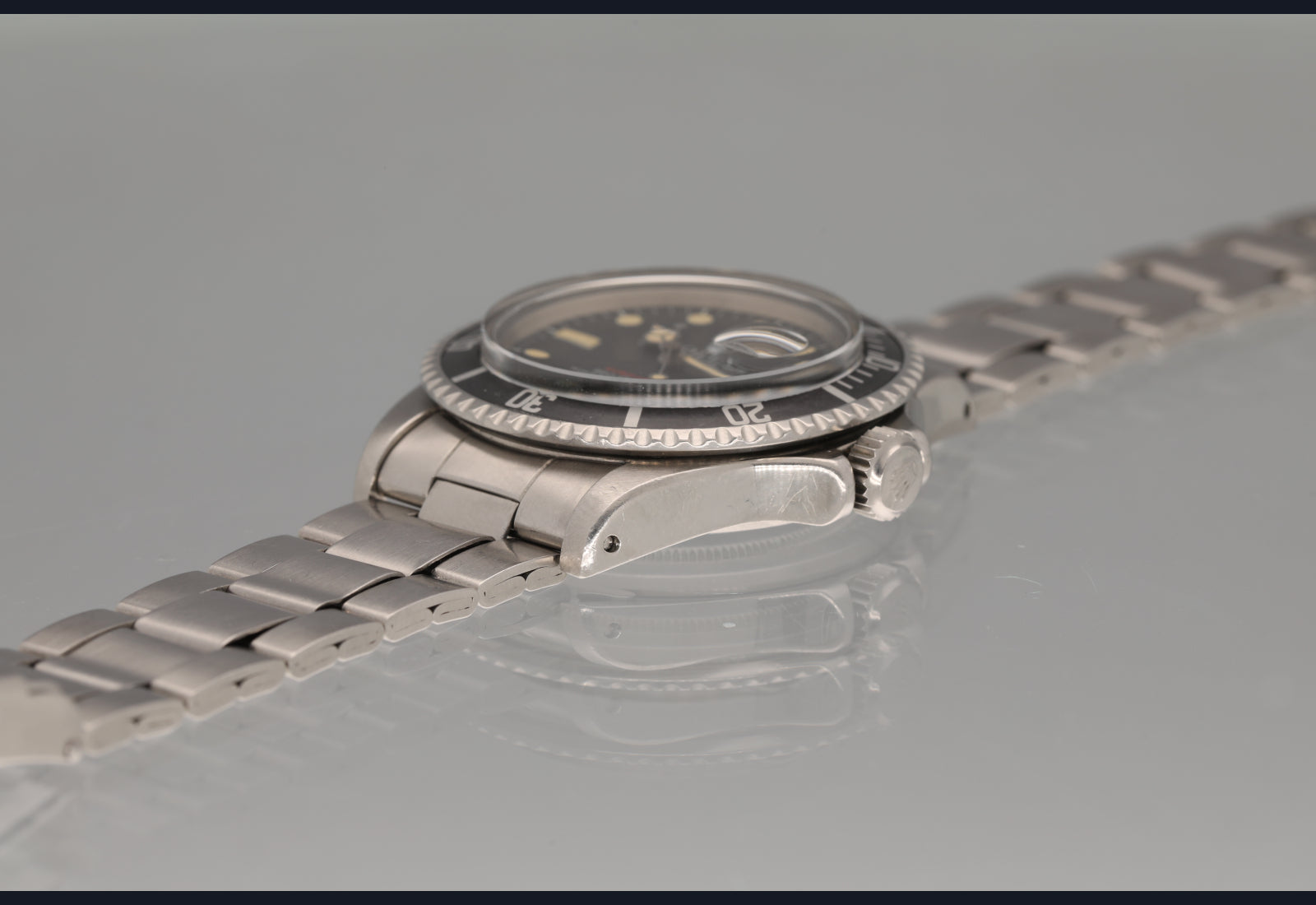 1972 Amazing Red Sub with box and papers