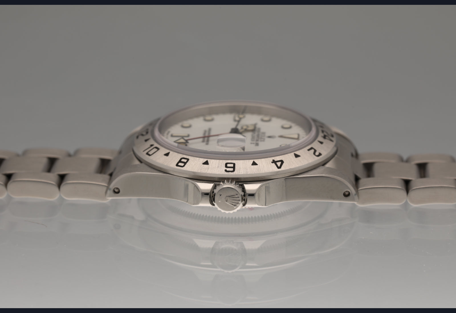 Explorer II 16570 White Porcelain Dial collector set