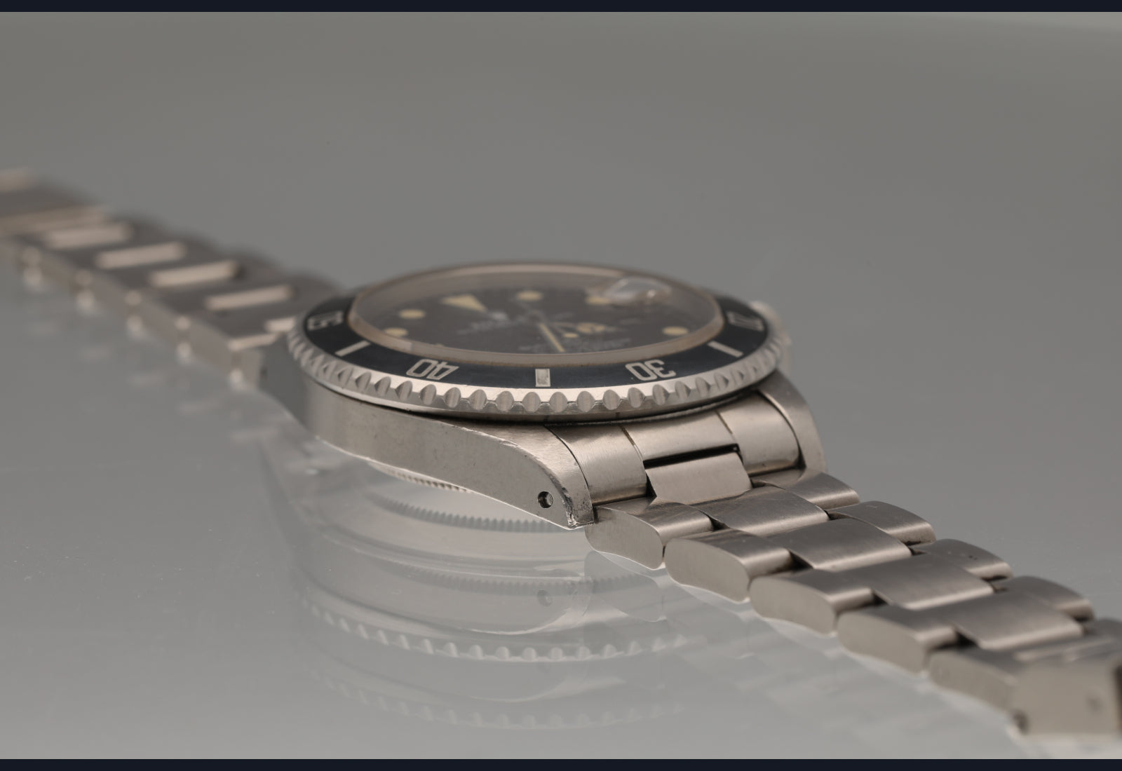 16800 Cream Dial and Blue Bezel