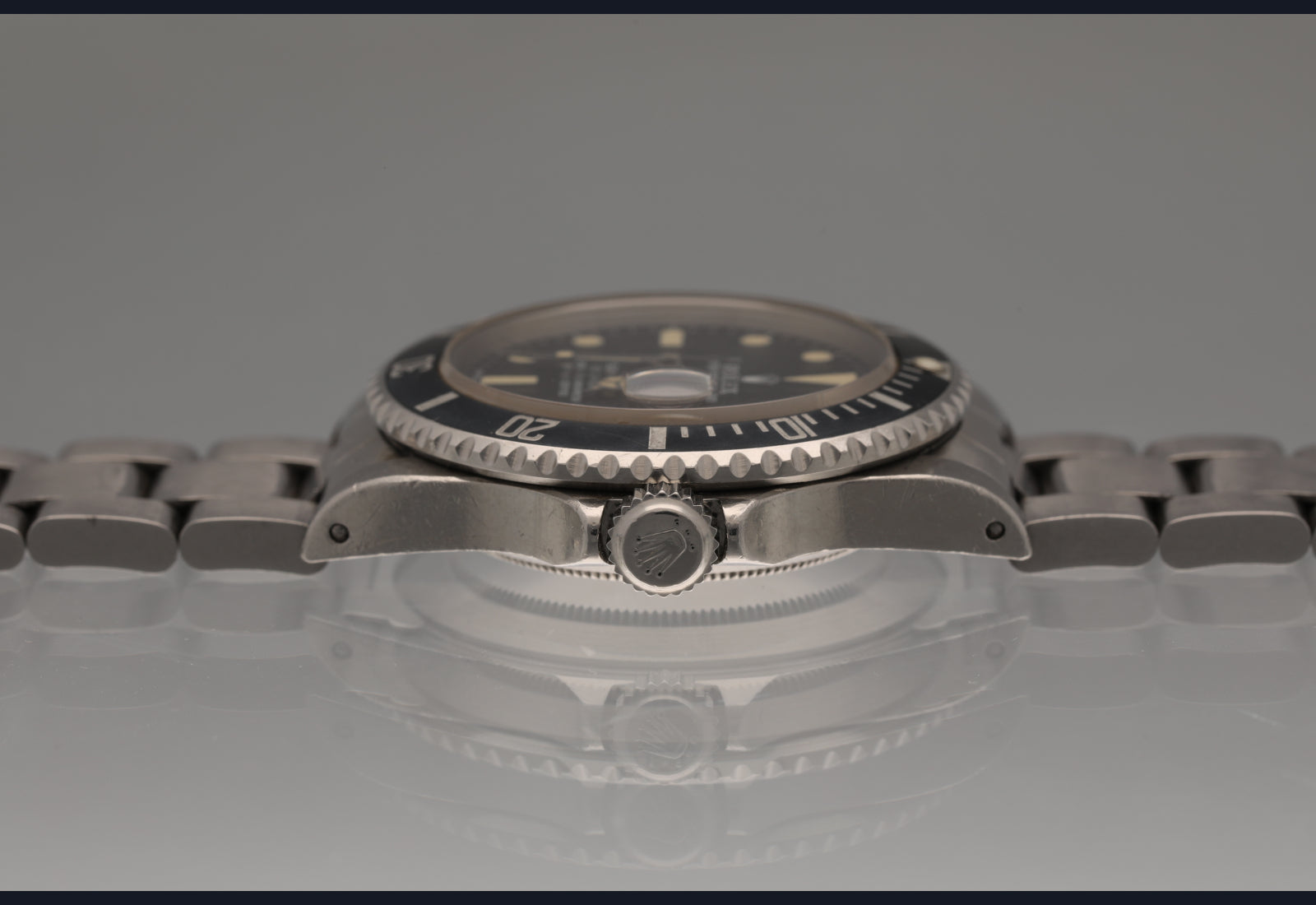 16800 Cream Dial and Blue Bezel