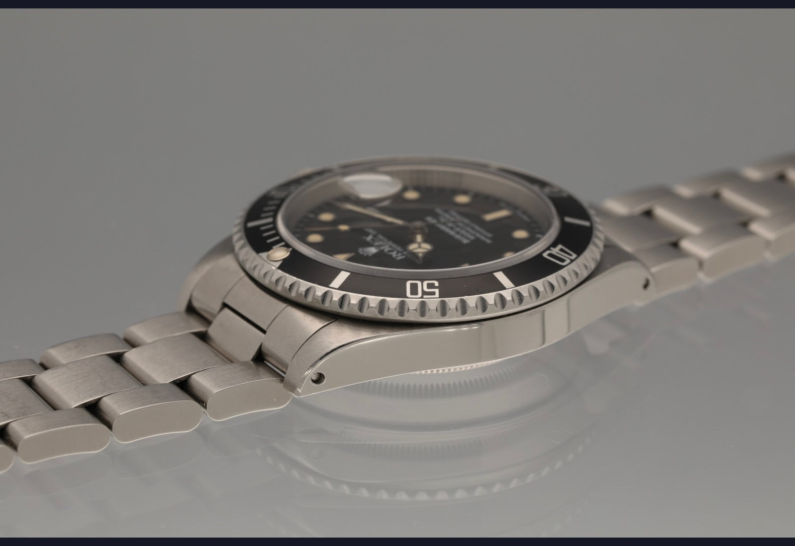1990 16610 Submariner Date - Stunning full set
