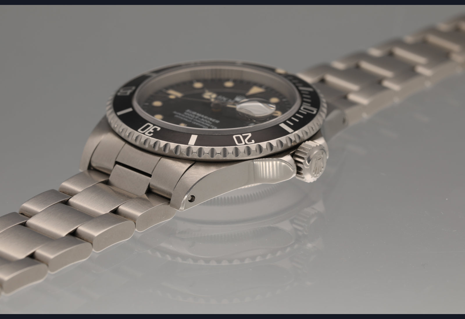 1990 16610 Submariner Date - Stunning full set