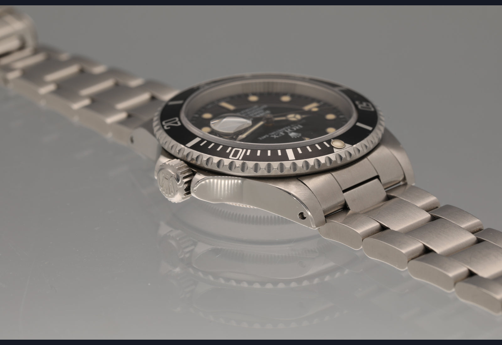 1990 16610 Submariner Date - Stunning full set