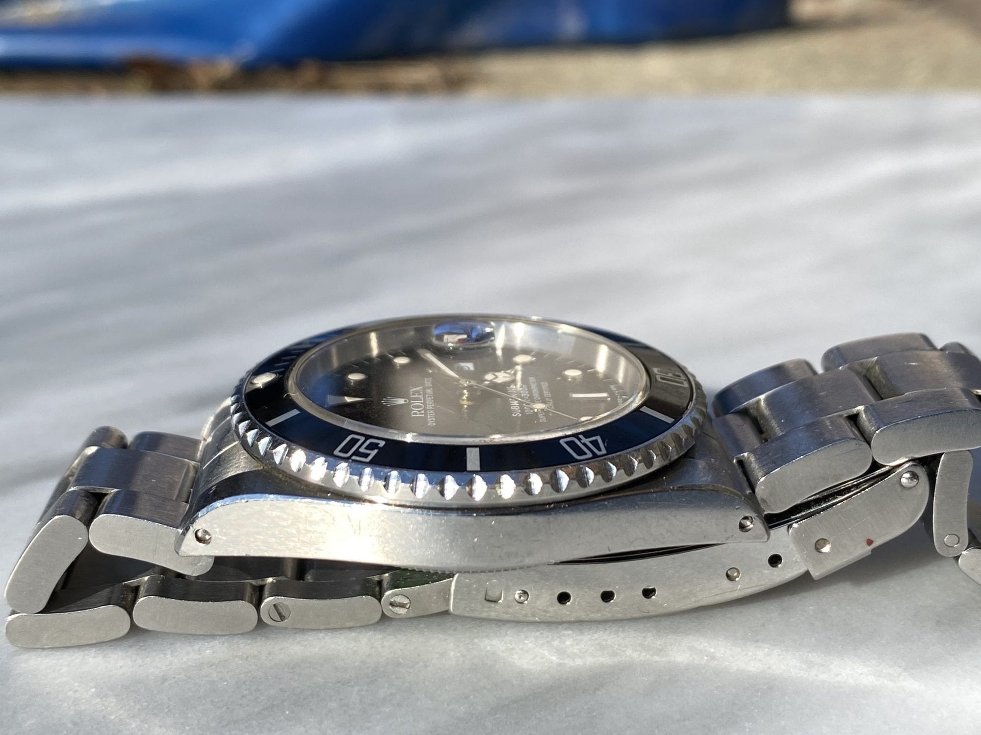 Rolex submariner 16610 L serial